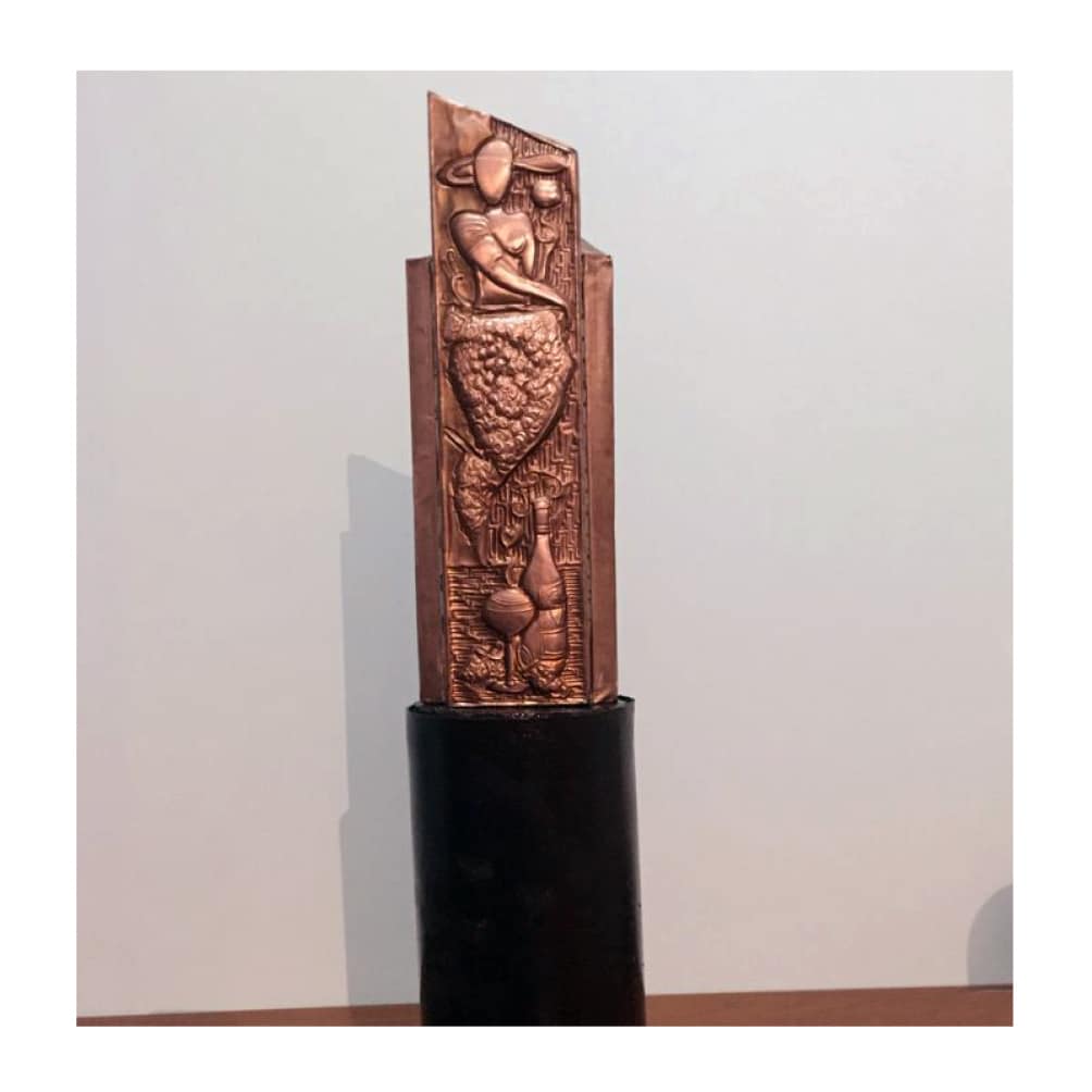 Monumento 2 di Luigi Basile