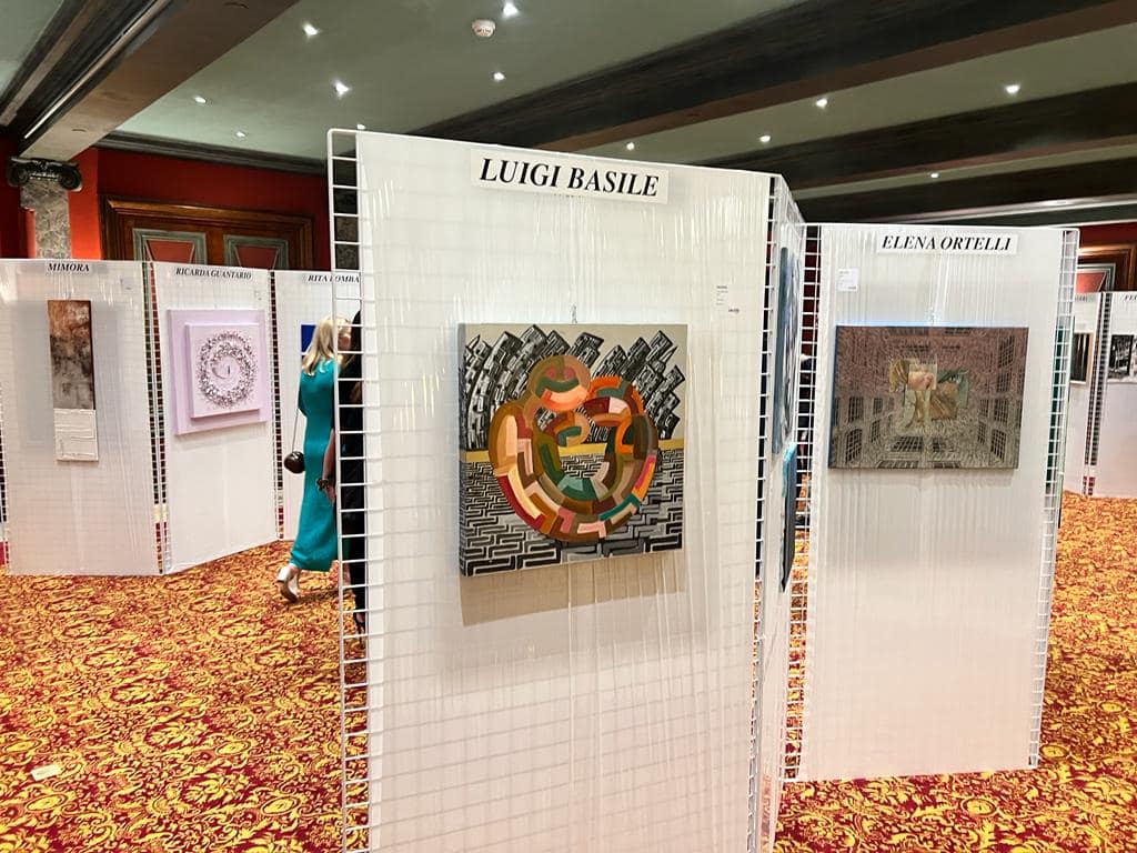 Biennale d'arte di Montecarlo a cui Luigi Basile ha esposto ha partecipato col quadro "3 a New York"