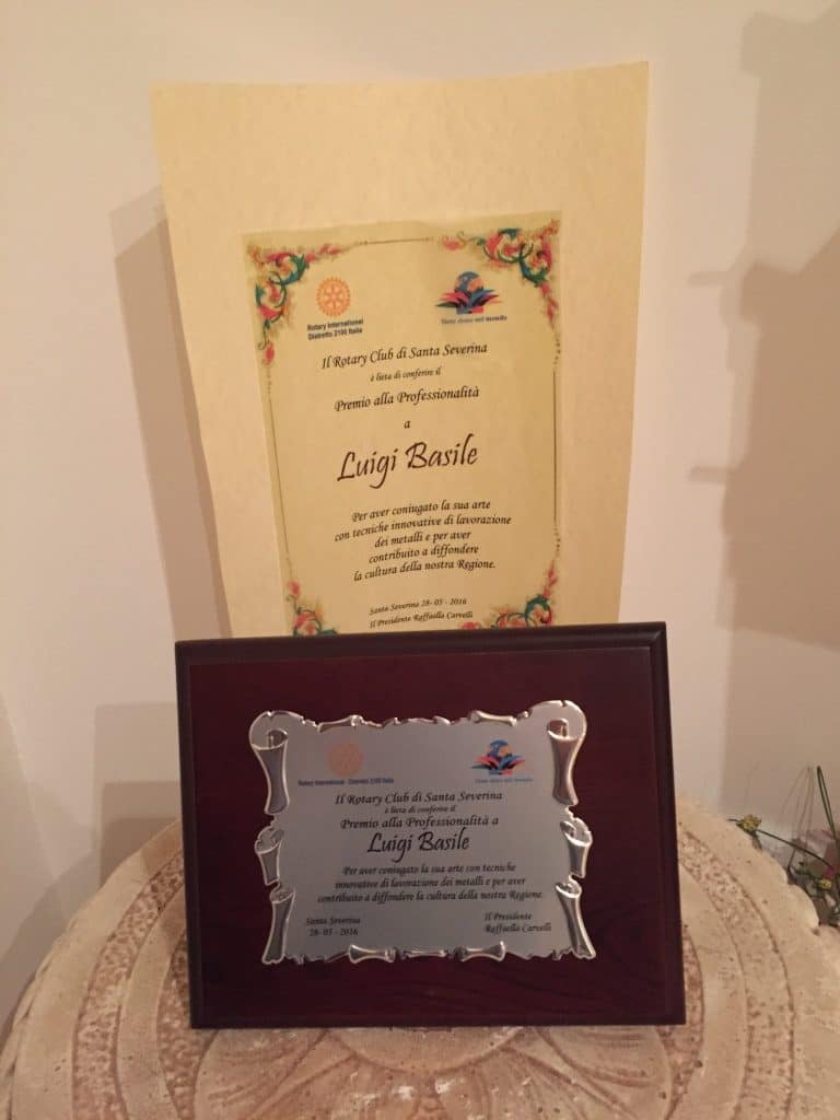 Sabato 28 Maggio 2016 Luigi Basile ha vinto il Premio alla Professionalità al Rotary Club.