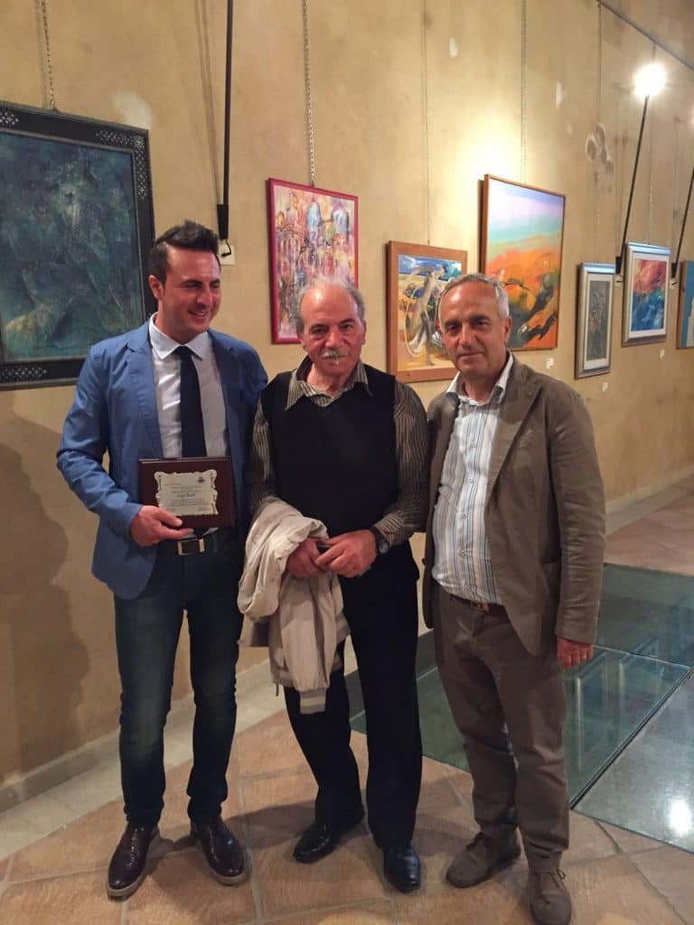 Sabato 28 Maggio 2016 Luigi Basile ha vinto il Premio alla Professionalità al Rotary Club.