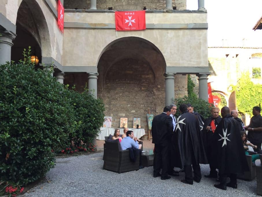 Premiazione Cavalieri di Malta del 2016 a cui a partecipato l'artista Luigi Basile